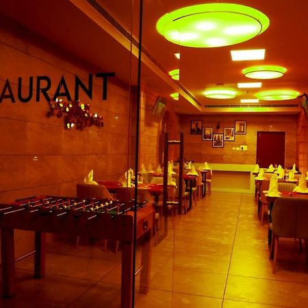 Hotel New York Square كوتايم المظهر الخارجي الصورة
