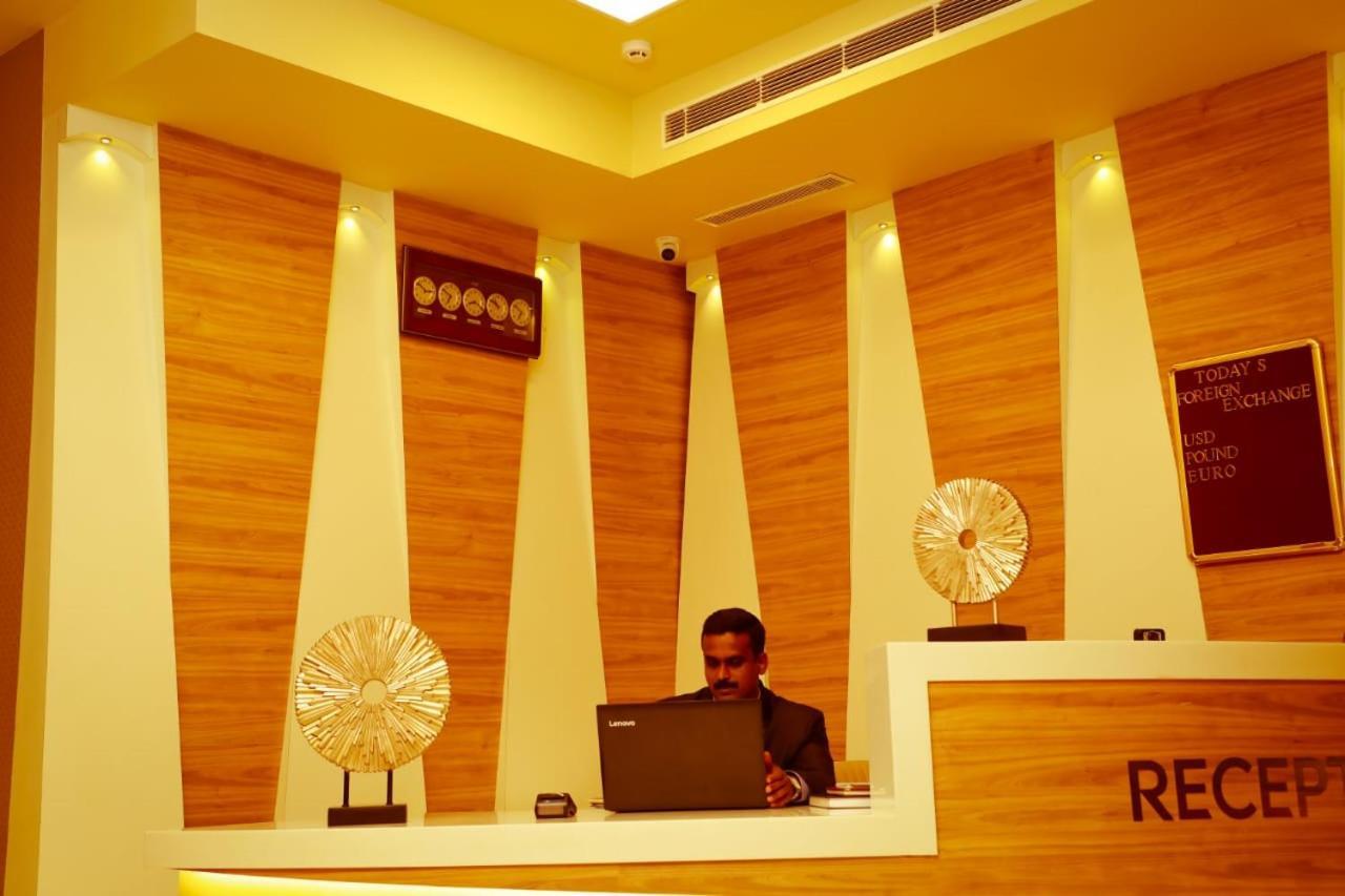 Hotel New York Square كوتايم المظهر الخارجي الصورة