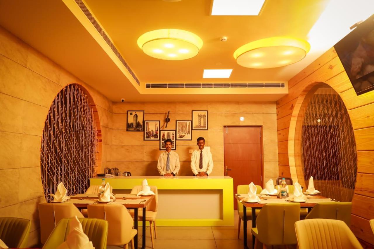 Hotel New York Square كوتايم المظهر الخارجي الصورة