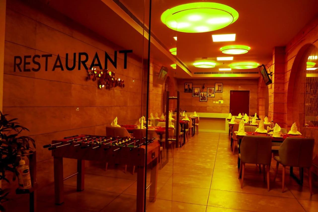 Hotel New York Square كوتايم المظهر الخارجي الصورة