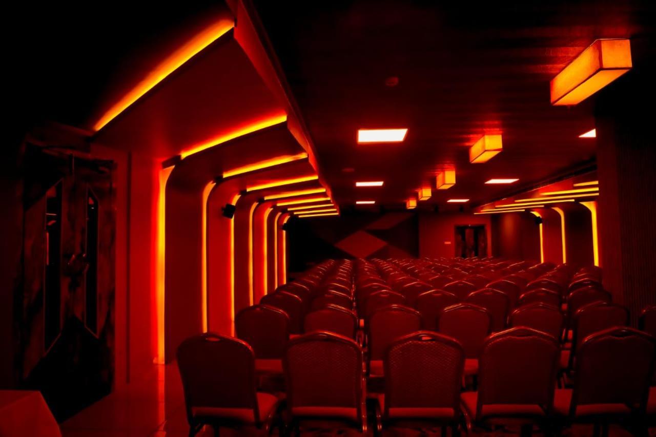 Hotel New York Square كوتايم المظهر الخارجي الصورة
