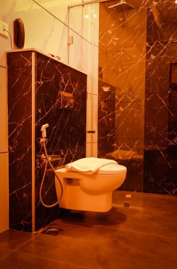 Hotel New York Square كوتايم المظهر الخارجي الصورة