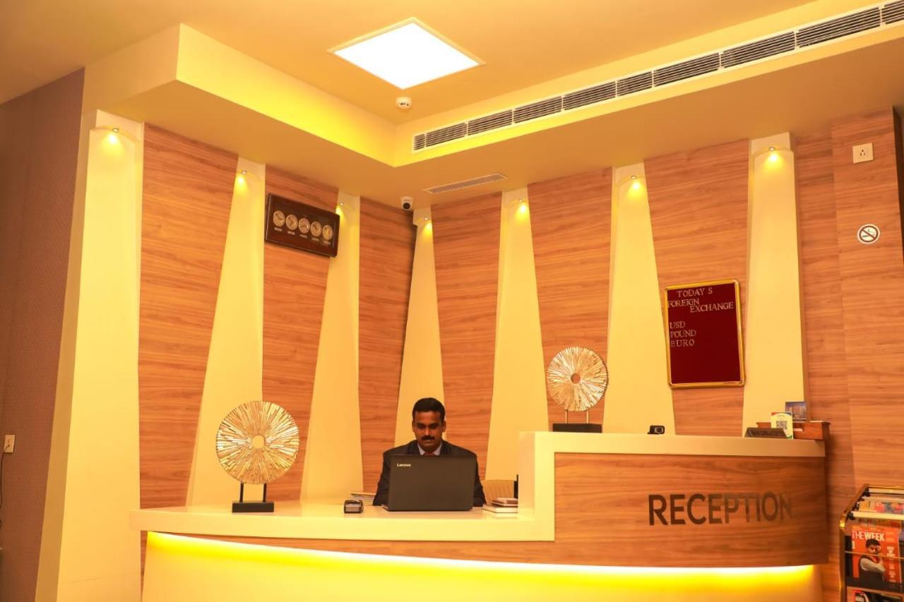 Hotel New York Square كوتايم المظهر الخارجي الصورة
